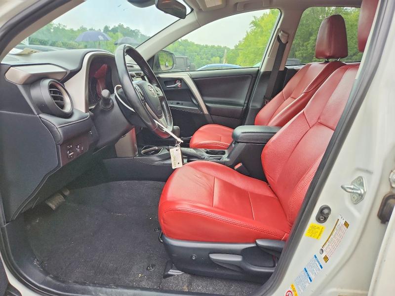 Photo 7 from auction – 2018 TOYOTA RAV4 with VIN JTMRFREV2JJ231444