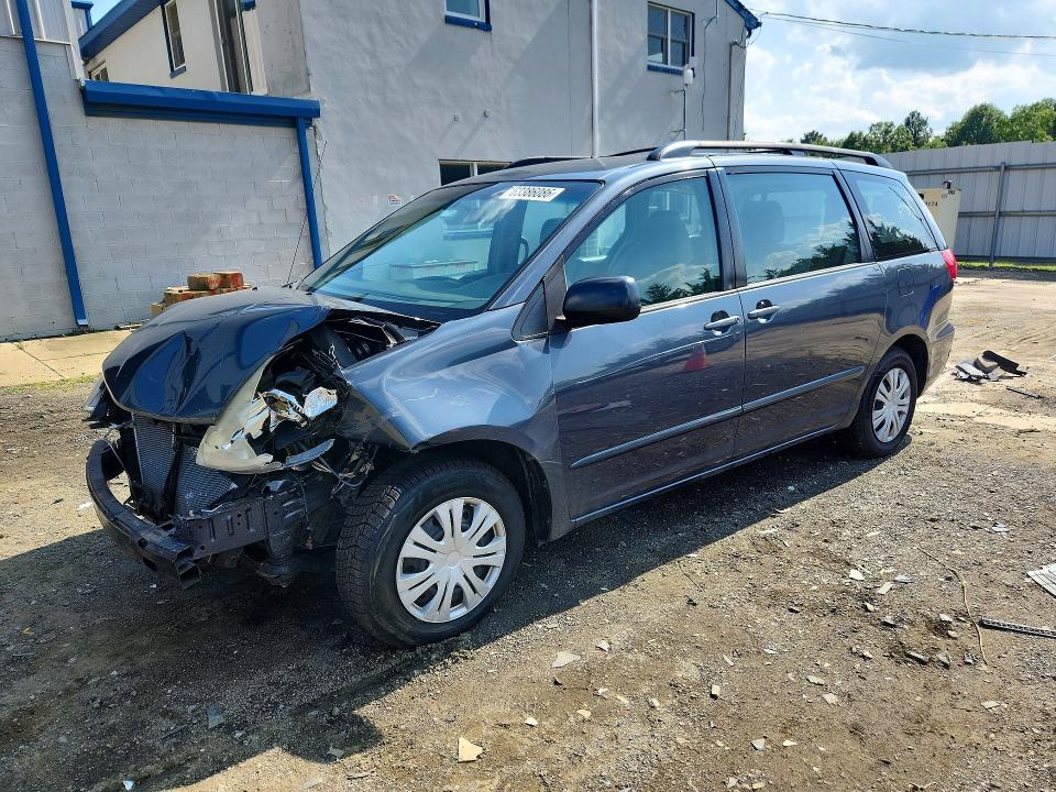 TOYOTA SIENNA 2009 with VIN 5TDZK23C69S232132 - Photo from auction