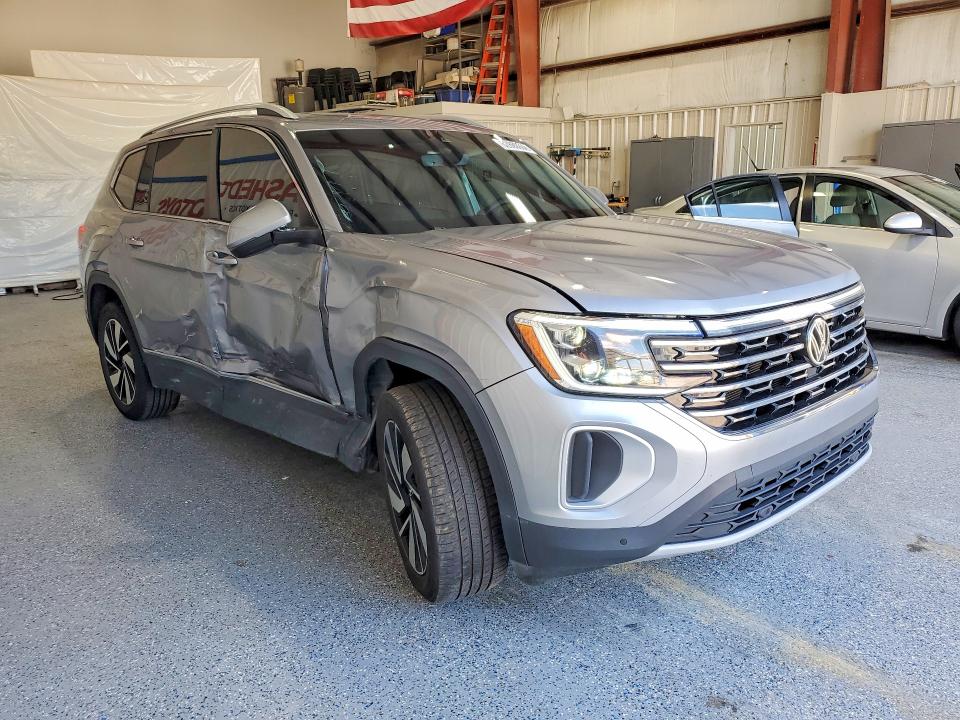 Photo 4 from auction – 2024 VOLKSWAGEN ATLAS with VIN 1V2BR2CAXRC554851