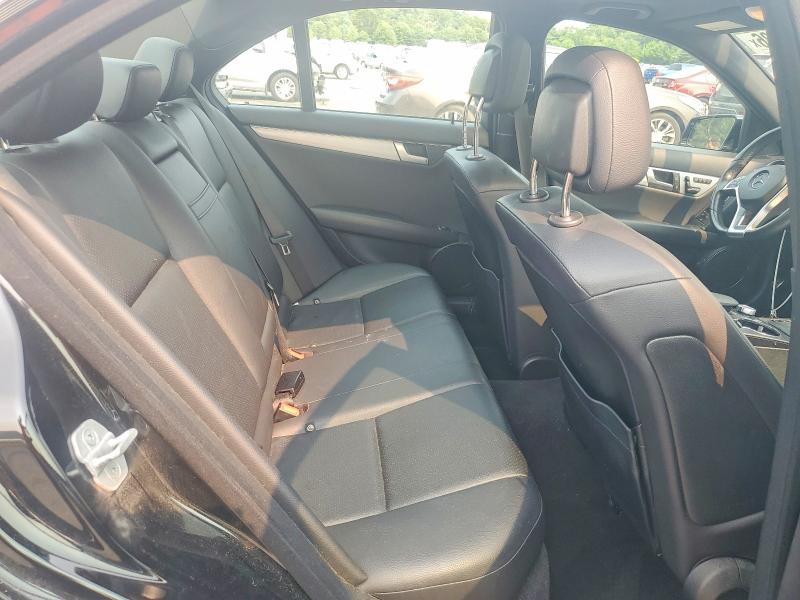 Photo 10 from auction – 2014 MERCEDES-BENZ C with VIN WDDGF8AB0EA961331