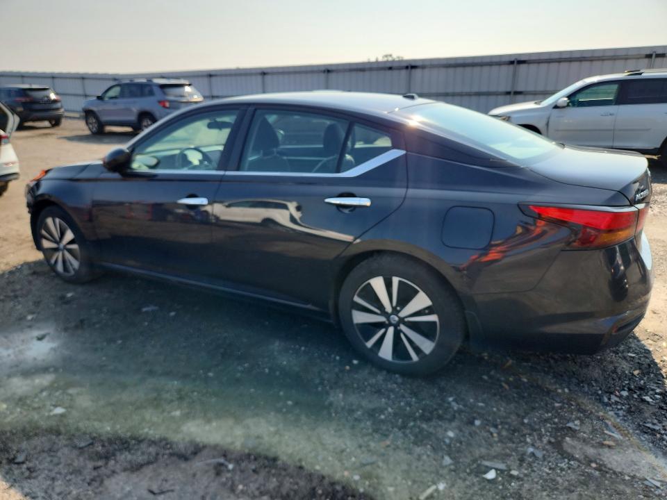 Photo 2 from auction – 2021 NISSAN ALTIMA with VIN 1N4BL4DV8MN302616