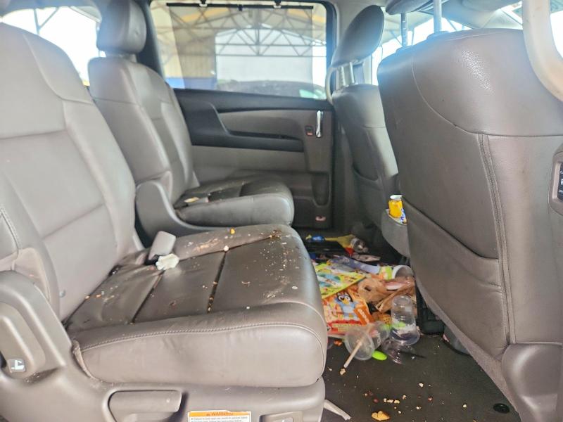 Photo 11 from auction – 2016 HONDA ODYSSEY with VIN 5FNRL5H65GB002522