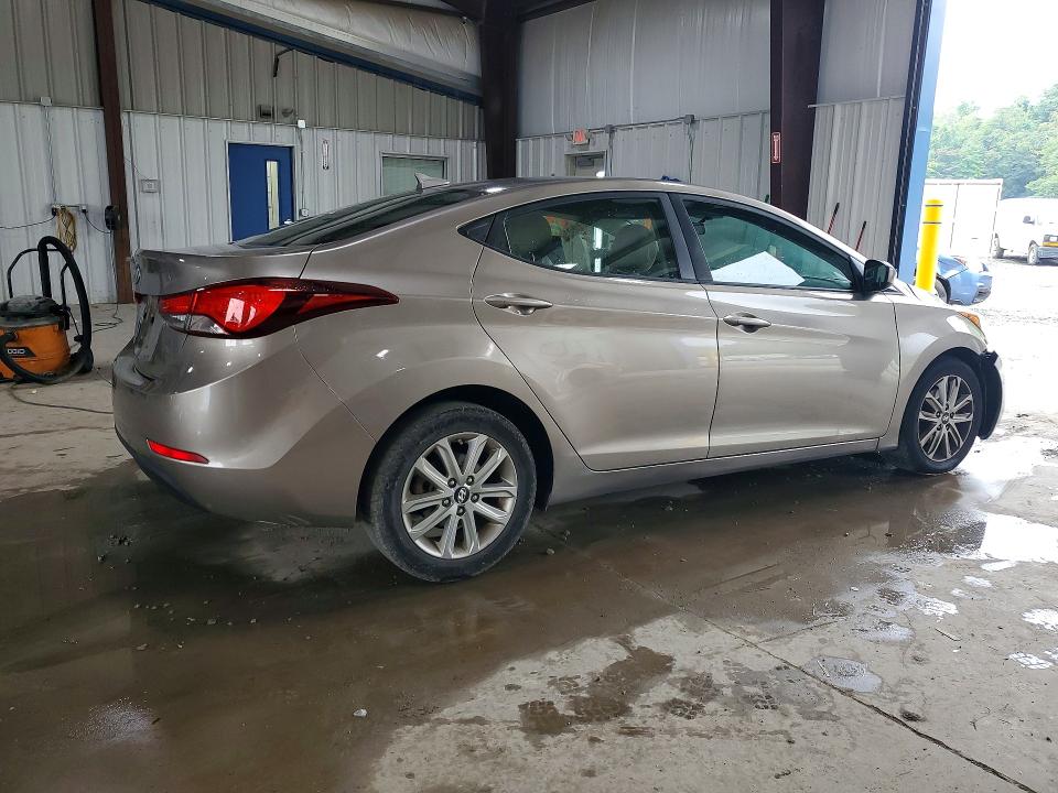 Photo 3 from auction – 2016 HYUNDAI ELANTRA with VIN 5NPDH4AE0GH751415