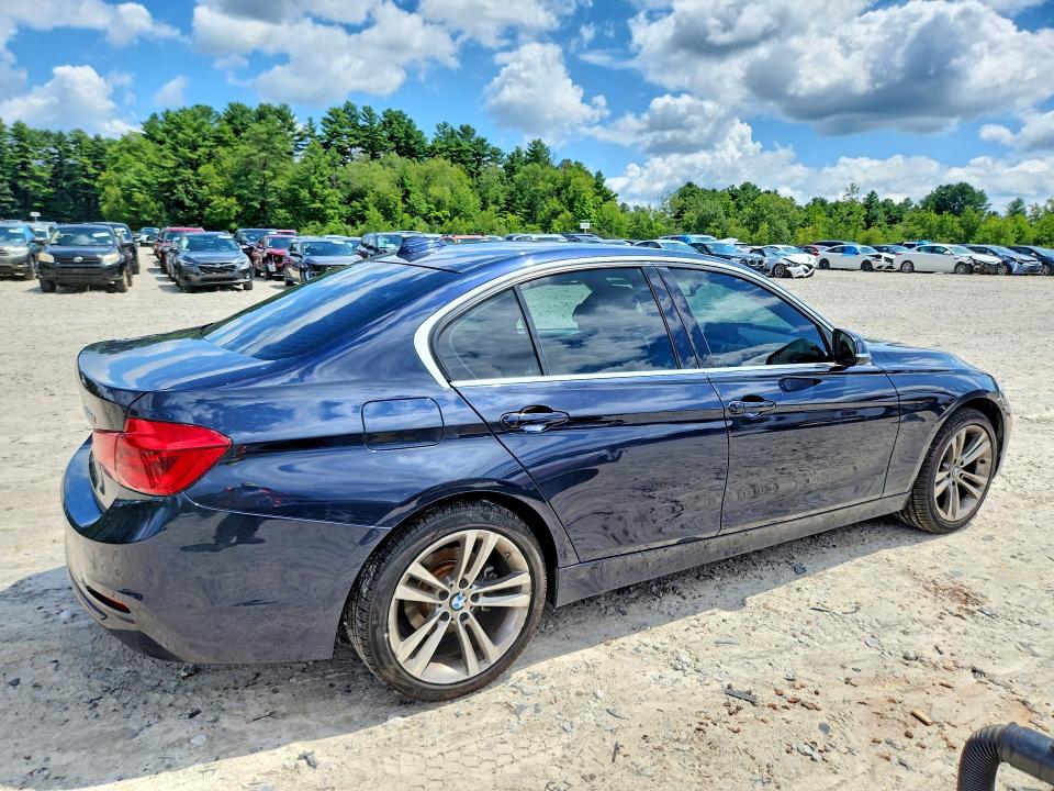 Photo 3 from auction – 2017 BMW 330 with VIN WBA8D9C30HA011682