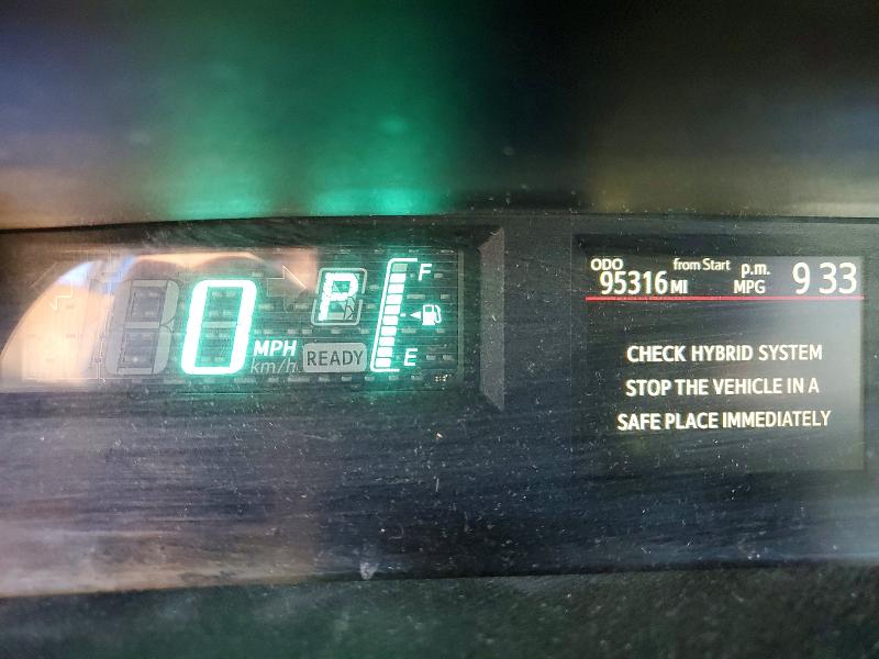 Photo 9 from auction – 2012 TOYOTA PRIUS C with VIN JTDKDTB32C1527638