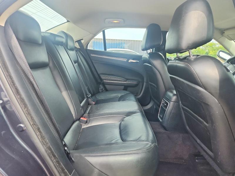 Photo 10 from auction – 2017 CHRYSLER 300 with VIN 2C3CCARG5HH534326