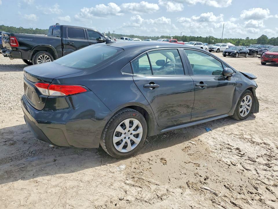 Photo 3 from auction – 2021 TOYOTA COROLLA with VIN 5YFEPMAE4MP228565