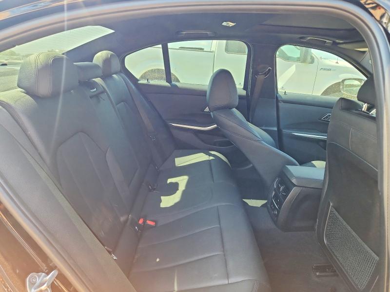 Photo 10 from auction – 2020 BMW 330XI with VIN 3MW5R7J05L8B42158