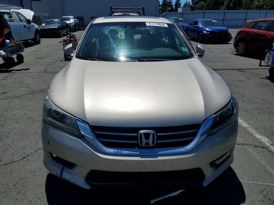 Photo 5 from auction – 2013 HONDA ACCORD with VIN 1HGCR2F81DA173183