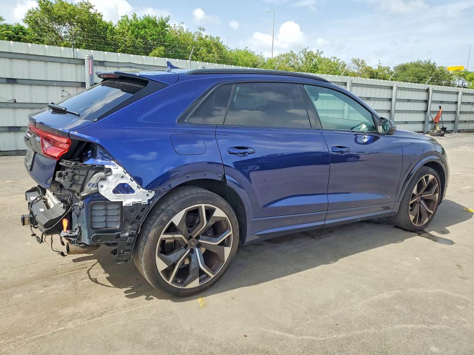Photo 3 from auction – 2023 AUDI RS Q8 with VIN WU1ARBF14PD044045