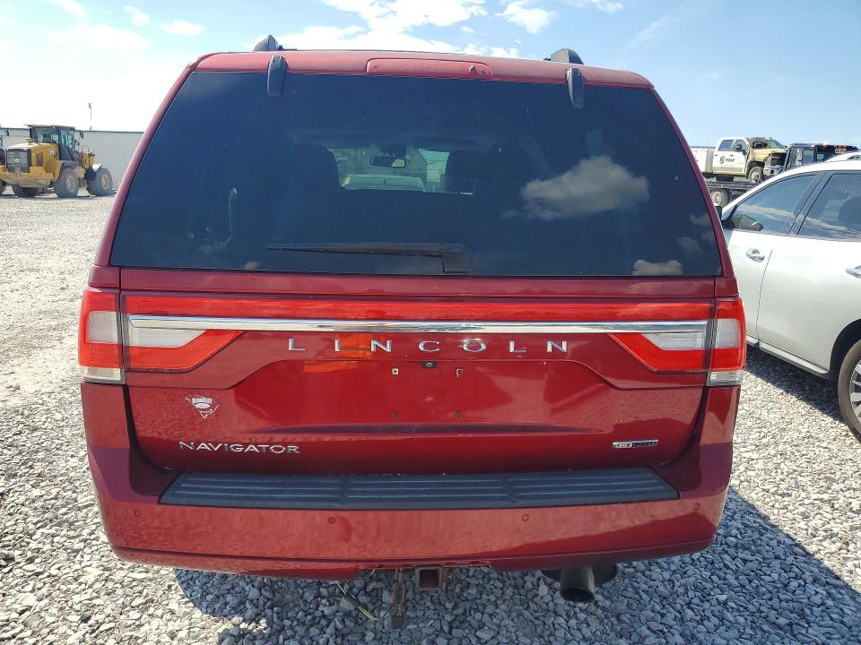 Photo 6 from auction – 2015 LINCOLN NAVIGATOR with VIN 5LMJJ2JT2FEJ12258