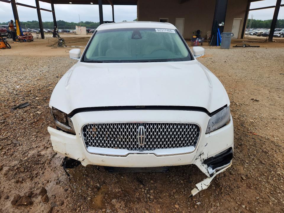 Photo 5 from auction – 2017 LINCOLN CONTINENTAL with VIN 1LN6L9SK6H5617420
