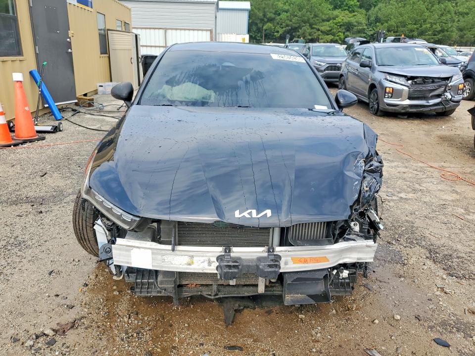 Photo 5 from auction – 2023 KIA K5 with VIN 5XXG14J2XPG166652