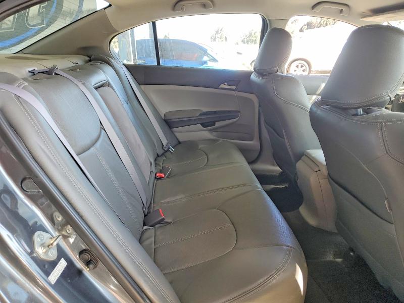 Photo 10 from auction – 2010 HONDA ACCORD with VIN 1HGCP2F34AA189612