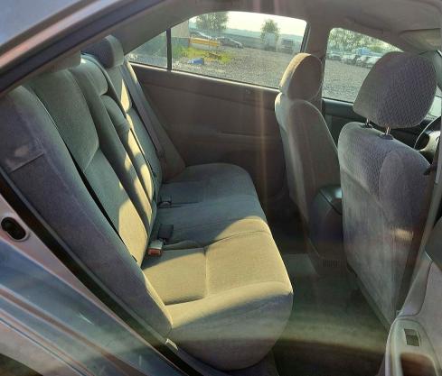 Photo 10 from auction – 2002 TOYOTA CAMRY with VIN 4T1BE32K92U049828