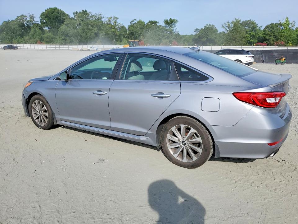 Photo 2 from auction – 2015 HYUNDAI SONATA with VIN 5NPE34AF1FH040882
