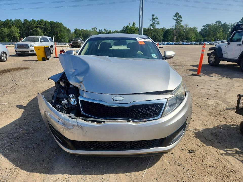 Foto 5 de la subasta – 2013 KIA OPTIMA con VIN 5XXGM4A75DG096203