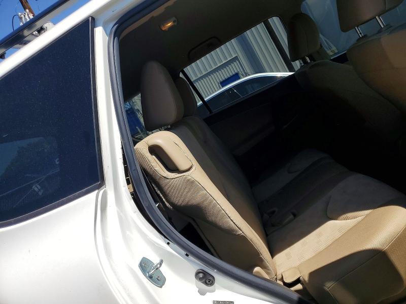 Photo 11 from auction – 2012 TOYOTA RAV4 with VIN 2T3BK4DV0CW072249