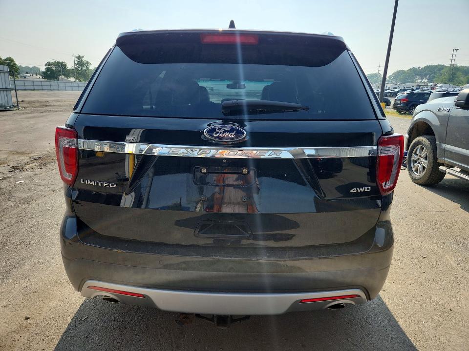 Photo 6 from auction – 2017 FORD EXPLORER with VIN 1FM5K8F83HGB69472