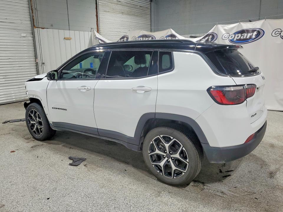 Photo 2 from auction – 2025 JEEP COMPASS with VIN 3C4NJDCNXST581532