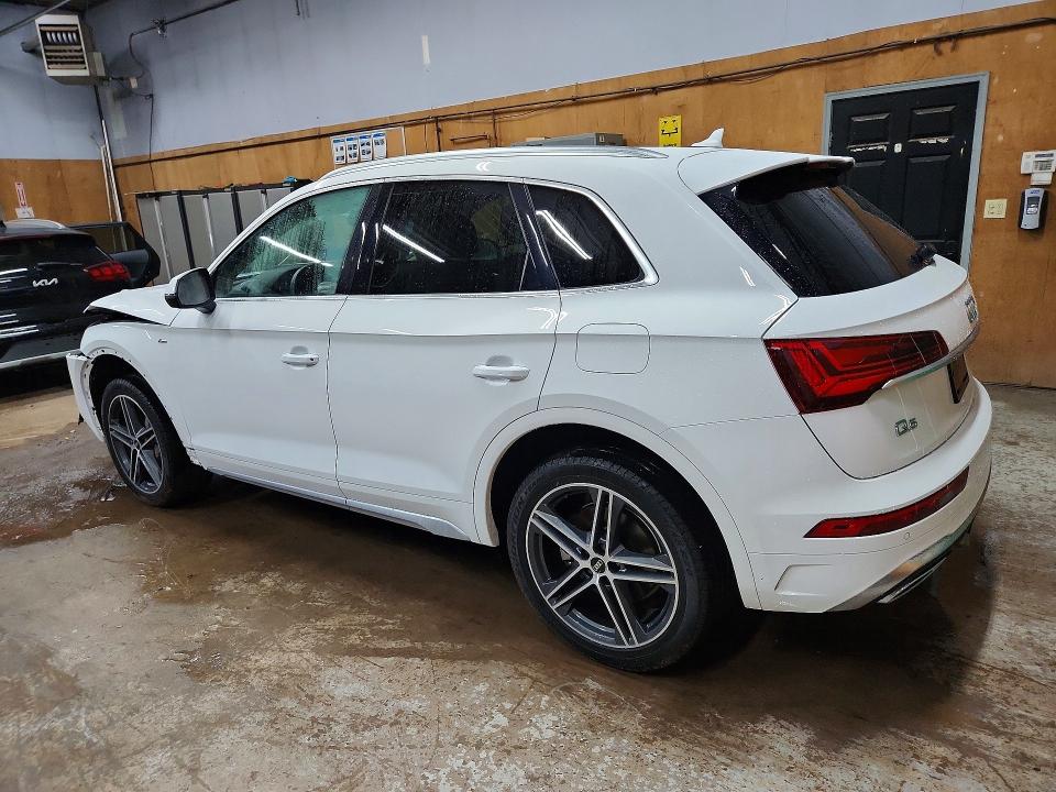 Photo 2 from auction – 2023 AUDI Q5 E with VIN WA1G2AFY9P2026505