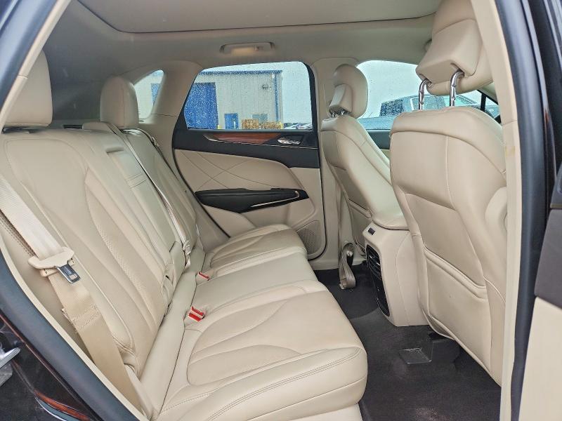 Photo 11 from auction – 2019 LINCOLN MKC with VIN 5LMCJ2C98KUL02981