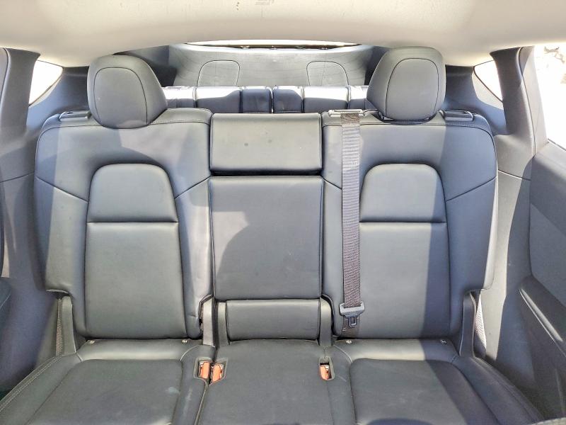 Photo 10 from auction – 2022 TESLA MODEL Y with VIN 7SAYGAEE7NF555550