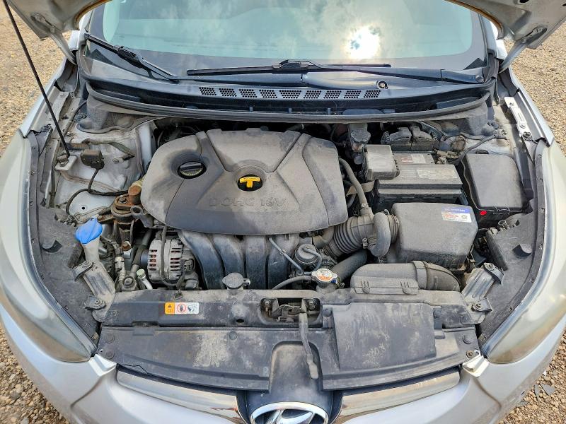 Photo 11 from auction – 2016 HYUNDAI ELANTRA with VIN 5NPDH4AE4GH717512