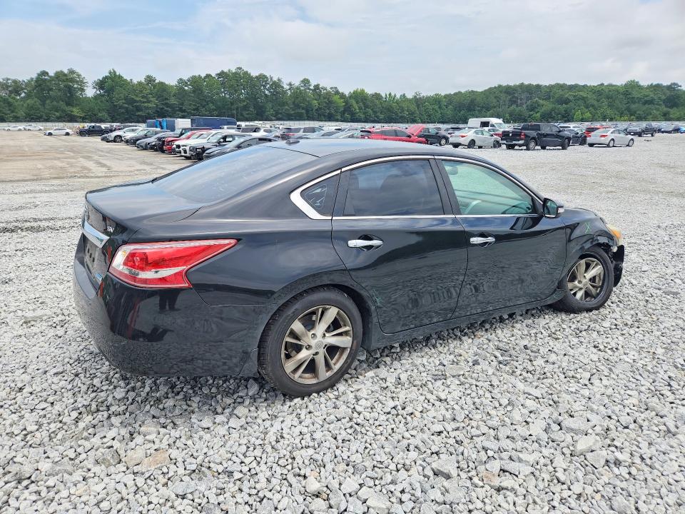 Photo 3 from auction – 2013 NISSAN ALTIMA with VIN 1N4AL3AP1DN503589
