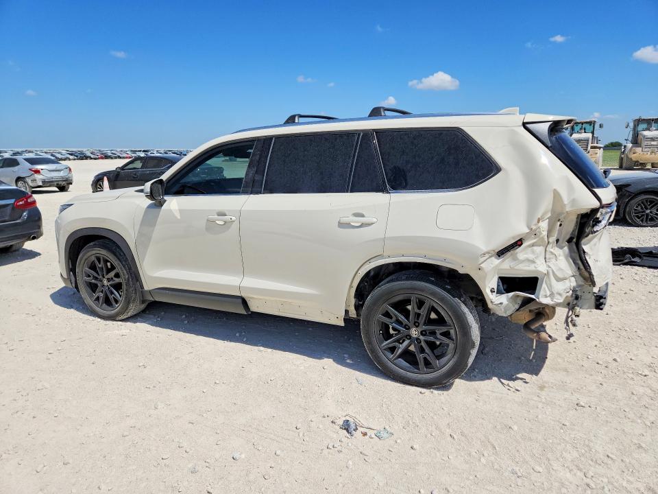 Photo 2 from auction – 2024 TOYOTA GRAND HIGHLANDER with VIN 5TDAAAB54RS053505