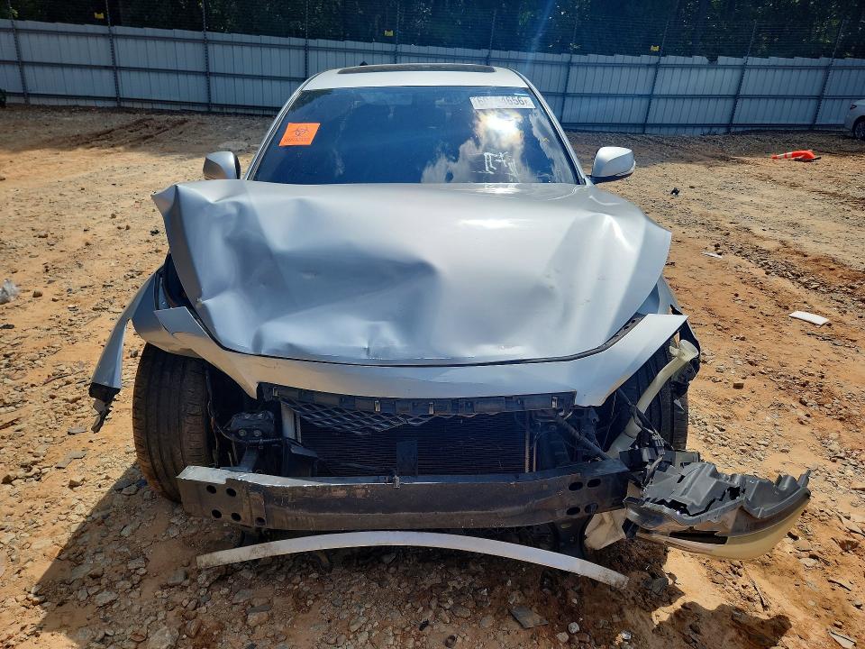 Photo 5 from auction – 2014 INFINITI Q50 with VIN JN1BV7AP2EM672675