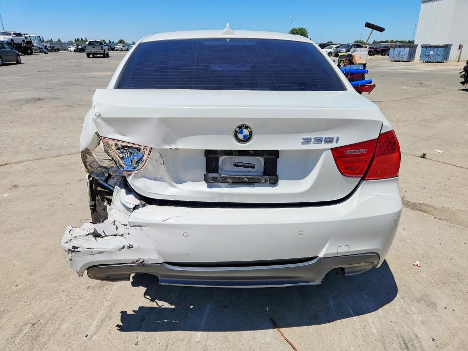 Photo 6 from auction – 2011 BMW 335 with VIN WBAPM5C5XBE576737