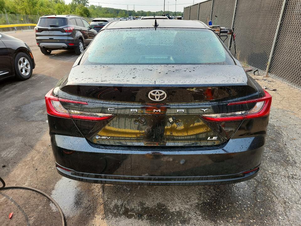 Photo 6 from auction – 2025 TOYOTA CAMRY with VIN 4T1DAACK0SU044685