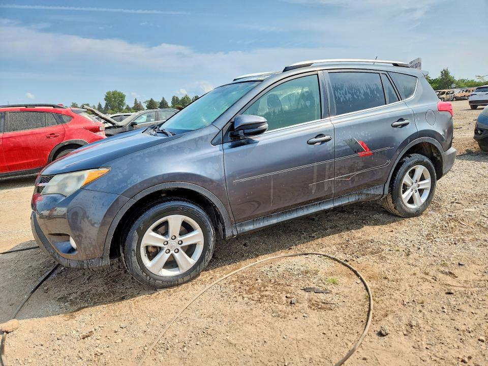 TOYOTA RAV4 2014 with VIN JTMRFREV5ED091071 - Photo from auction