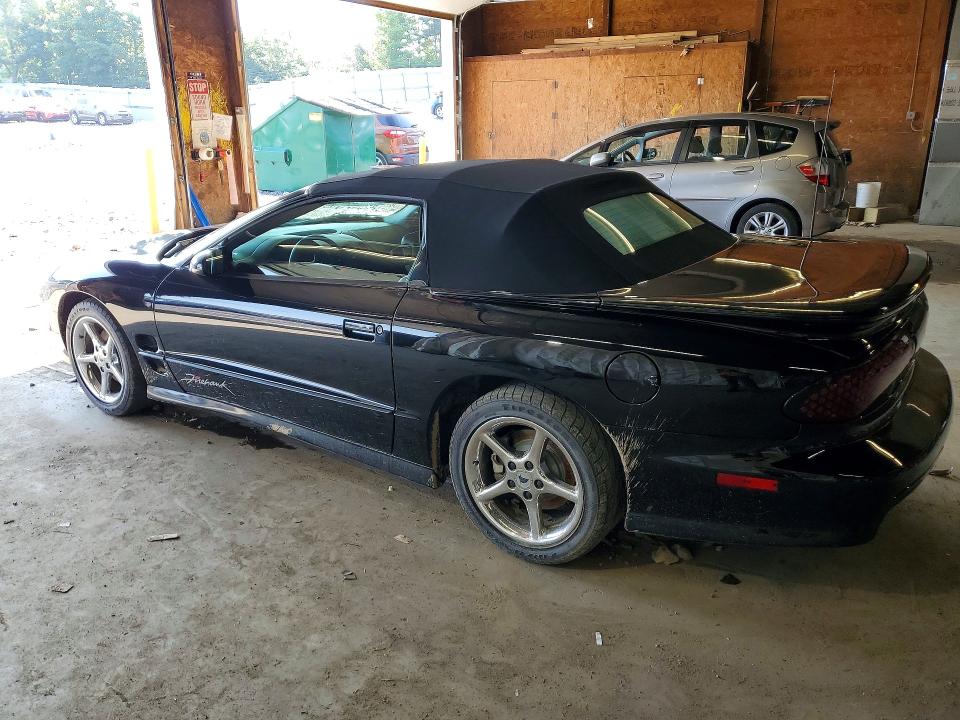 Photo 2 from auction – 2002 PONTIAC FIREBIRD with VIN 2G2FV32G722130371