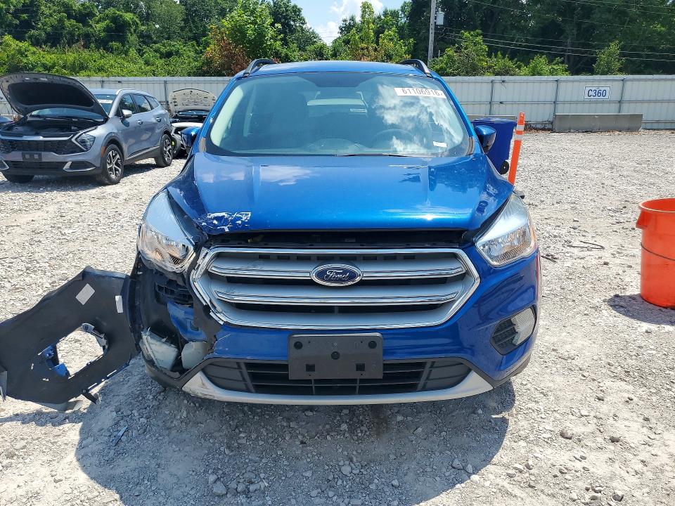 Photo 5 from auction – 2018 FORD ESCAPE with VIN 1FMCU0GD3JUC56505