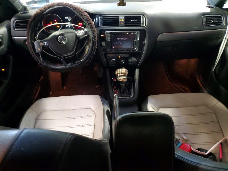 Photo 8 from auction – 2016 VOLKSWAGEN JETTA with VIN 3VWD17AJ6GM349943
