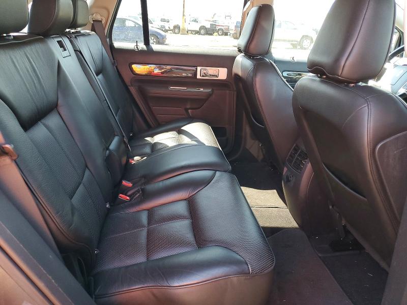 Photo 11 from auction – 2009 LINCOLN MKX with VIN 2LMDU88C09BJ12716