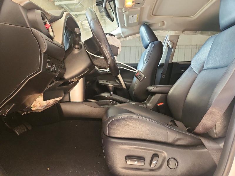 Photo 7 from auction – 2013 TOYOTA RAV4 with VIN JTMDFREVXDD027097