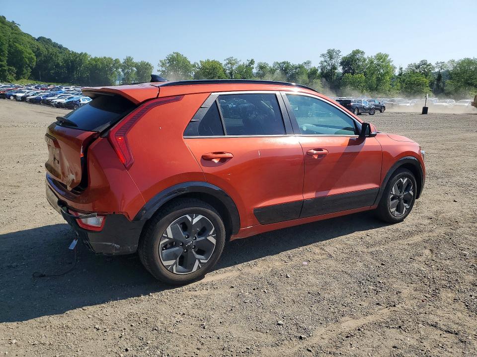 Photo 3 from auction – 2023 KIA NIRO with VIN KNDCR3L13P5050932