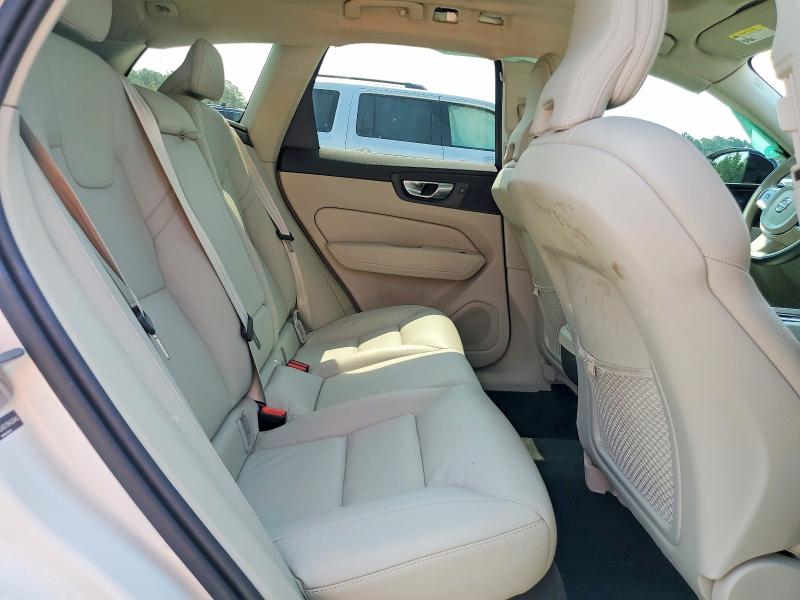 Photo 11 from auction – 2025 VOLVO XC60 with VIN YV4M12RJ4S1045846