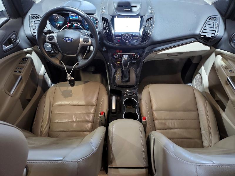 Photo 8 from auction – 2016 FORD ESCAPE with VIN 1FMCU9J99GUA37551