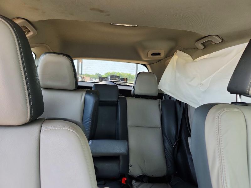 Photo 10 from auction – 2013 TOYOTA RAV4 with VIN 2T3YFREVXDW046317