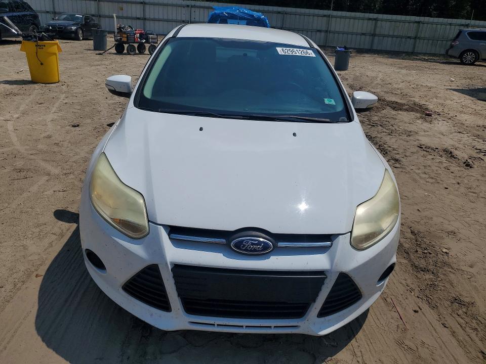 Photo 5 from auction – 2013 FORD FOCUS with VIN 1FADP3F26DL353988