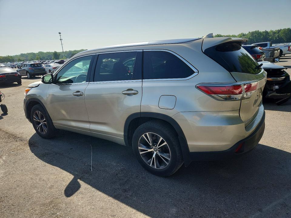 Photo 2 from auction – 2016 TOYOTA HIGHLANDER with VIN 5TDJKRFH7GS506688