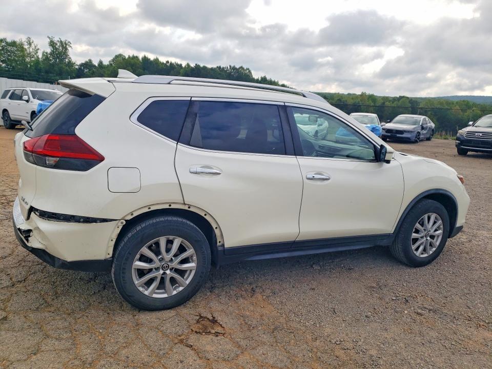 Photo 3 from auction – 2018 NISSAN ROGUE with VIN JN8AT2MV4JW326643