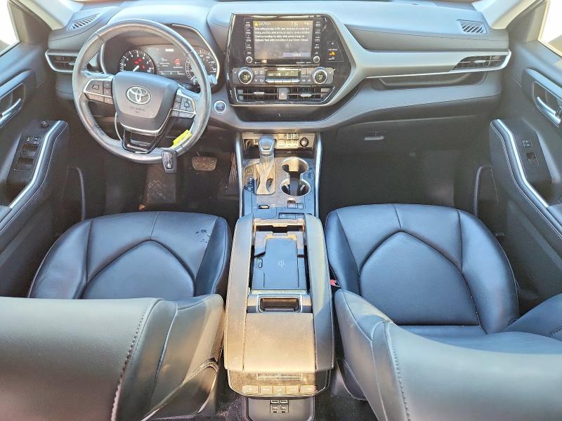 Photo 8 from auction – 2021 TOYOTA HIGHLANDER with VIN 5TDGZRAH4MS031445