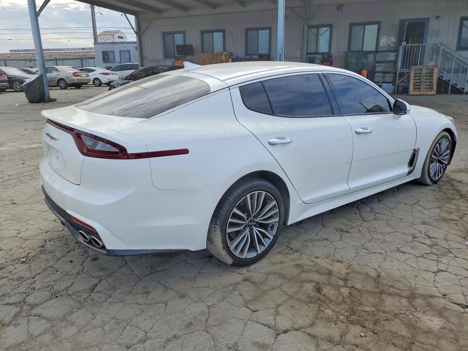 Снимка 3 от търг – 2019 KIA STINGER с VIN KNAE15LA2K6067118