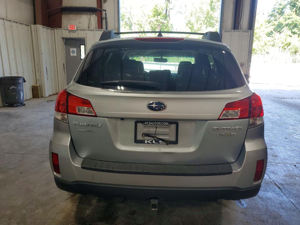 Photo 6 from auction – 2014 SUBARU OUTBACK with VIN 4S4BRDMC2E2278464