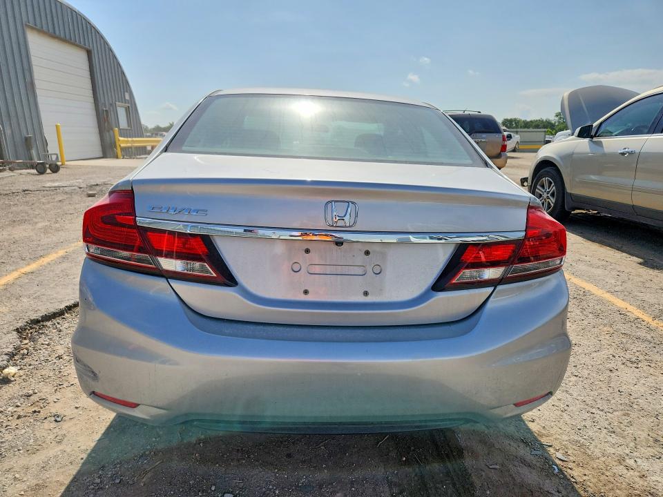 Photo 6 from auction – 2015 HONDA CIVIC with VIN 19XFB2F87FE075114